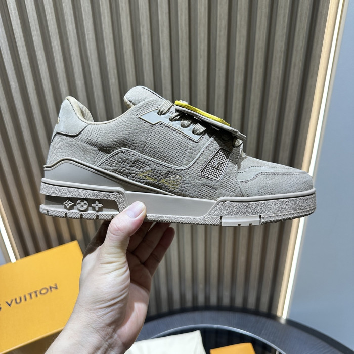 LV snekaers L0000773