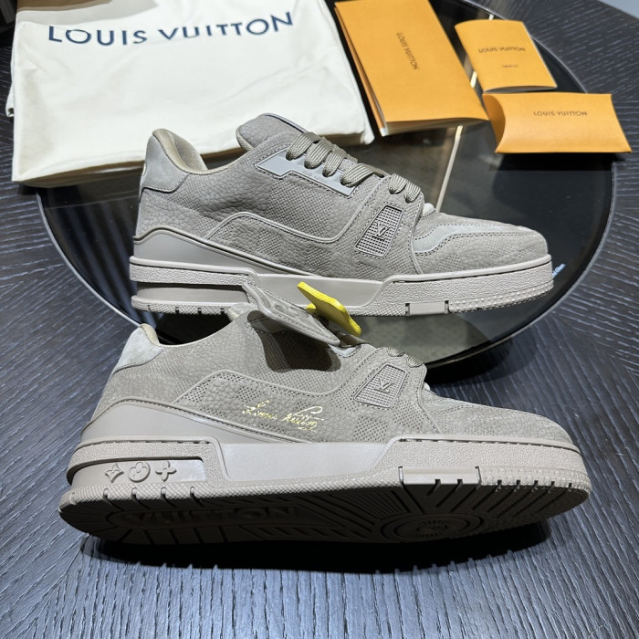 LV snekaers L0000773