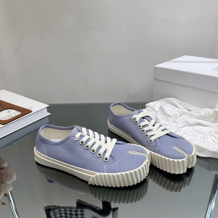 Ma1s0n Marg*e1a CALFSKIN S57WS0370