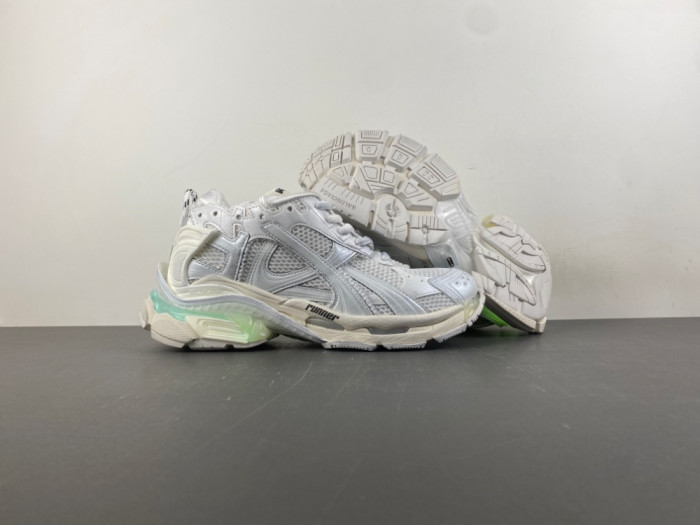 Ba1en*iaga Runner LED sneaker WRNLD 0102