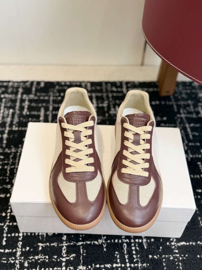 Ma1s0n Marg*e1a CALFSKIN S57WS0404