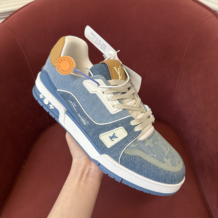 LV snekaers L0000780