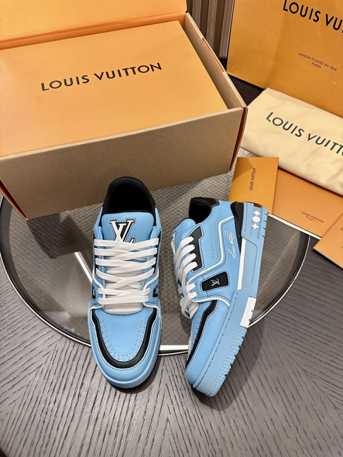 LV snekaers L0000358