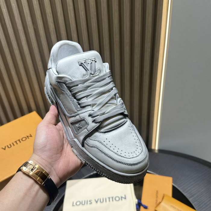 LV snekaers L0000487