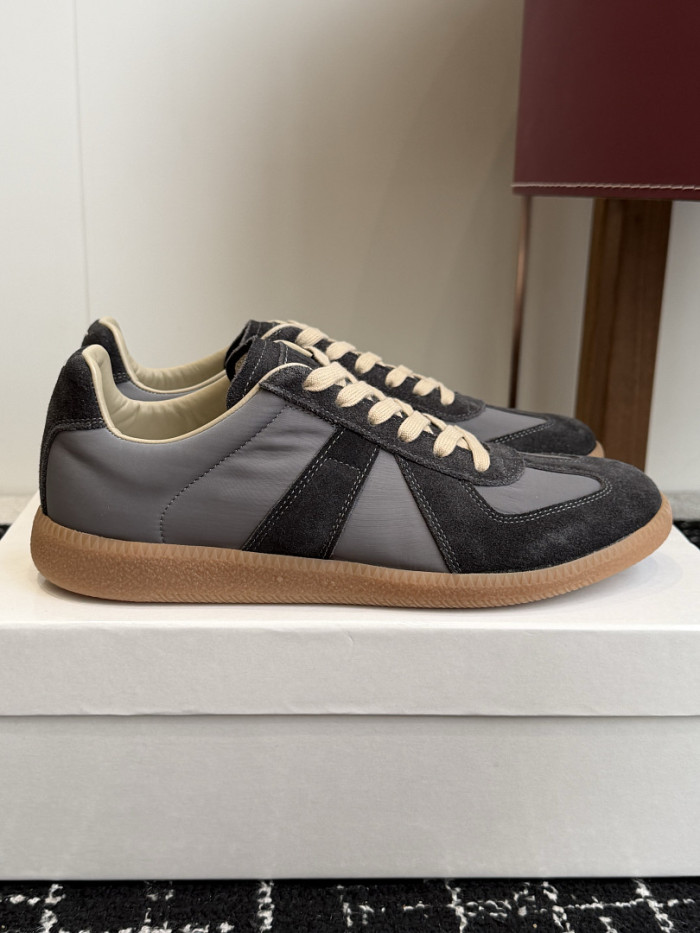 Ma1s0n Marg*e1a CALFSKIN S57WS0399