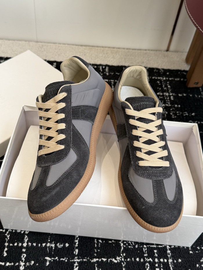 Ma1s0n Marg*e1a CALFSKIN S57WS0399