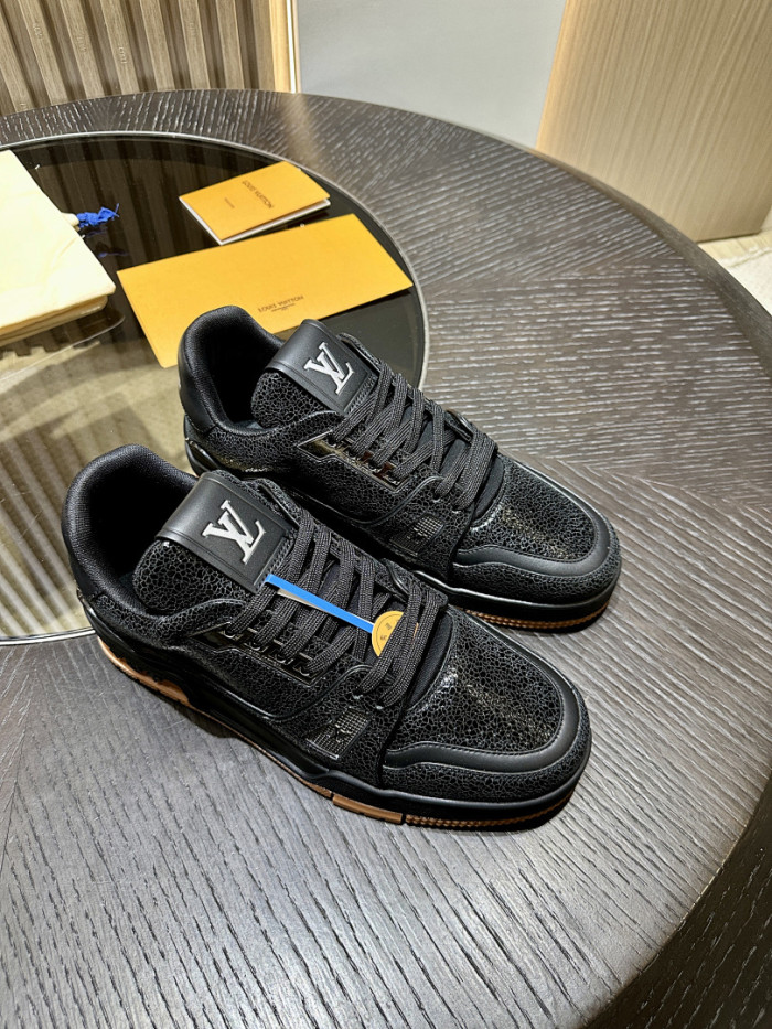 LV snekaers L0000707