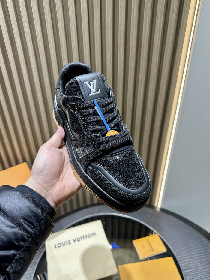 LV snekaers L0000707