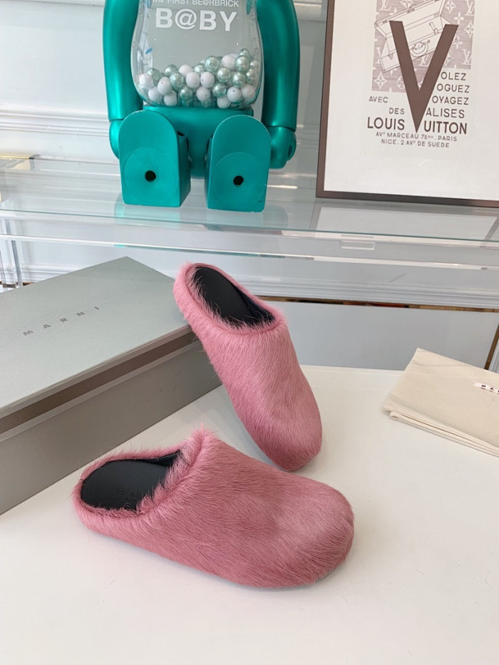 Marni Slides M015