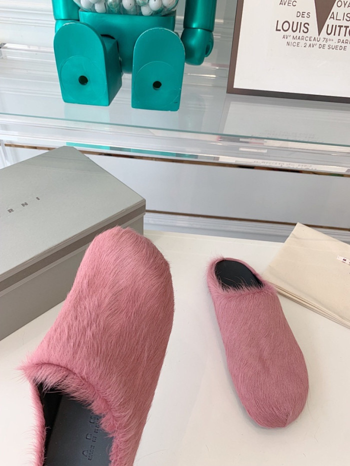 Marni Slides M015