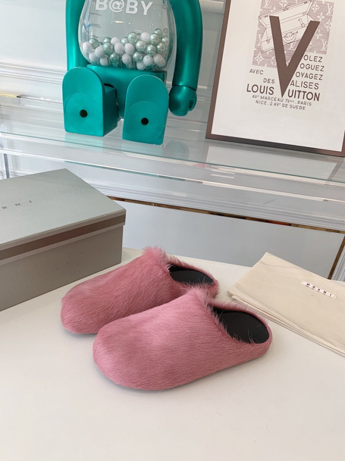 Marni Slides M015