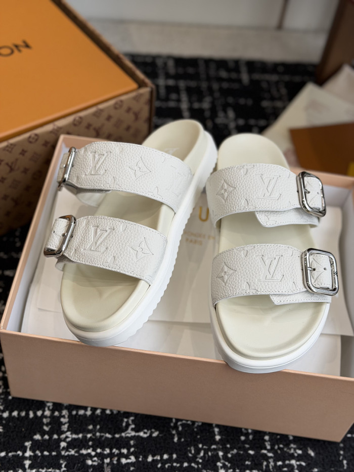 L&V sandal 280