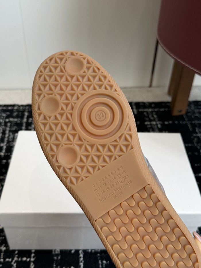 Ma1s0n Marg*e1a CALFSKIN S57WS0395