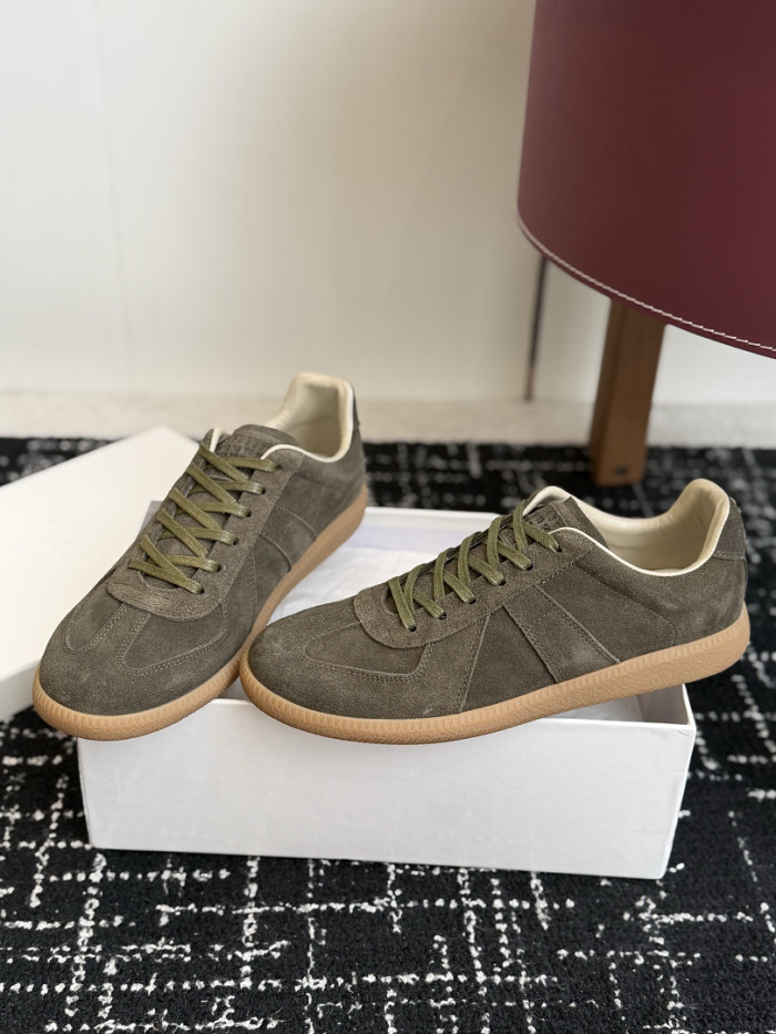 Ma1s0n Marg*e1a CALFSKIN S57WS0430