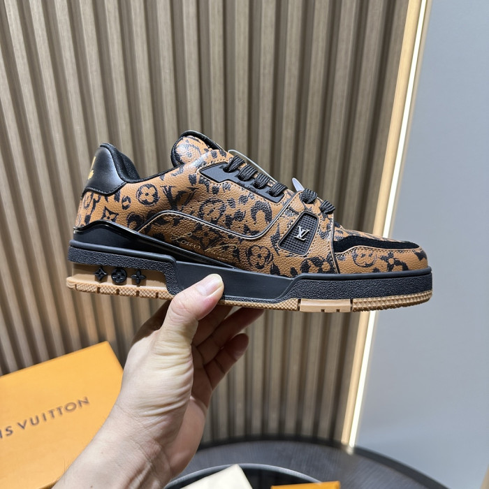 LV snekaers L0000873