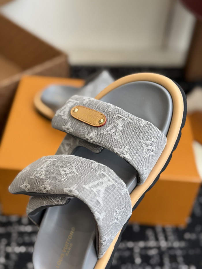 L&V sandal 255
