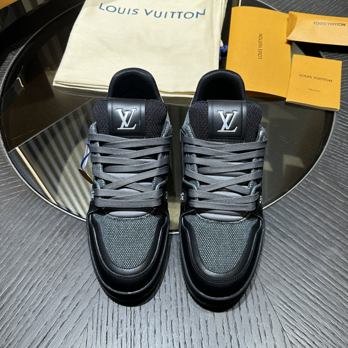 LV snekaers L0000684