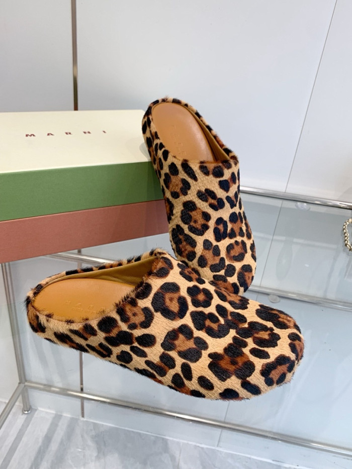 Marni Slides M010