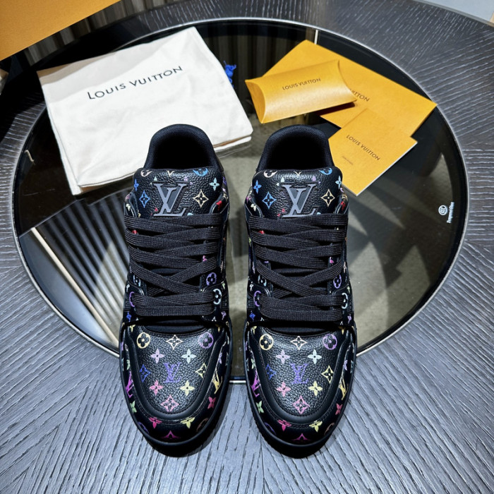 LV snekaers L0000604