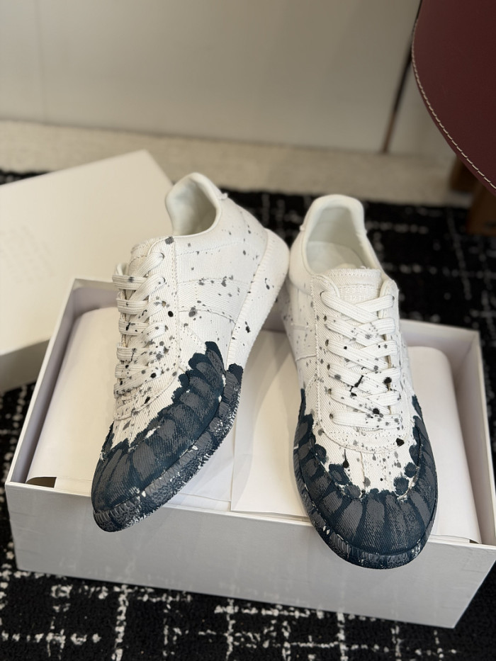 Ma1s0n Marg*e1a CALFSKIN S57WS0374