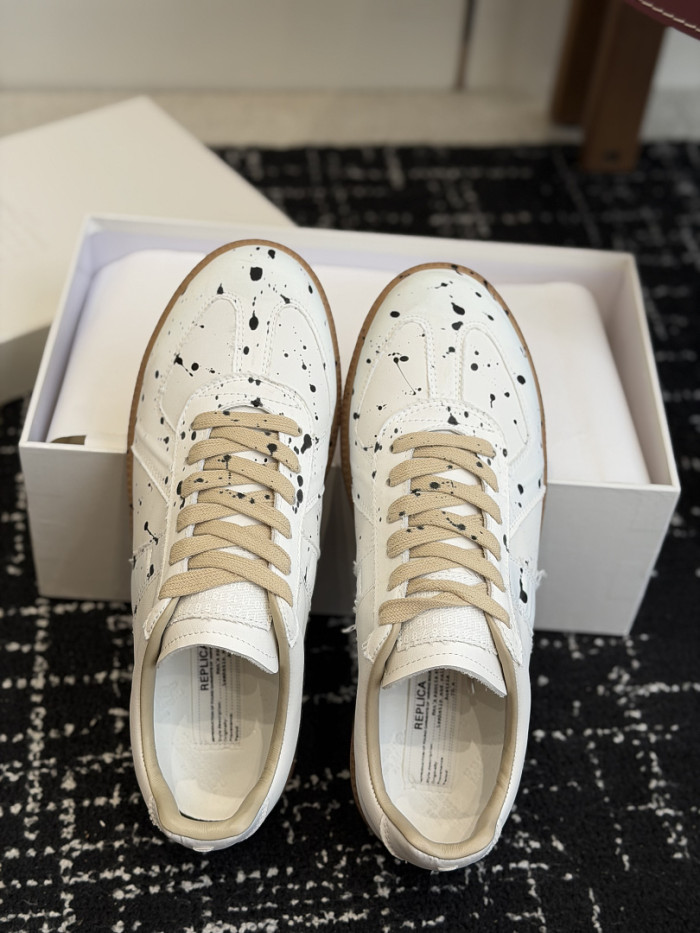 Ma1s0n Marg*e1a CALFSKIN S57WS0375
