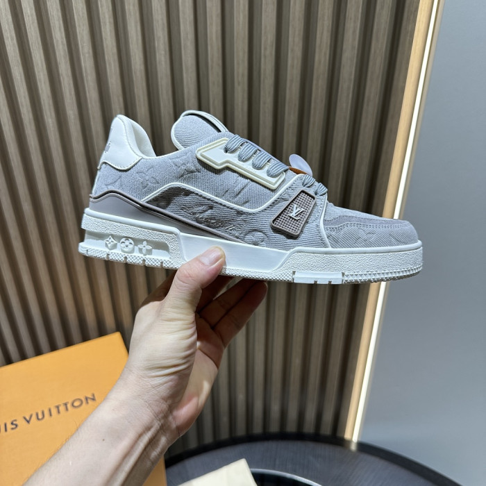LV snekaers L0000830