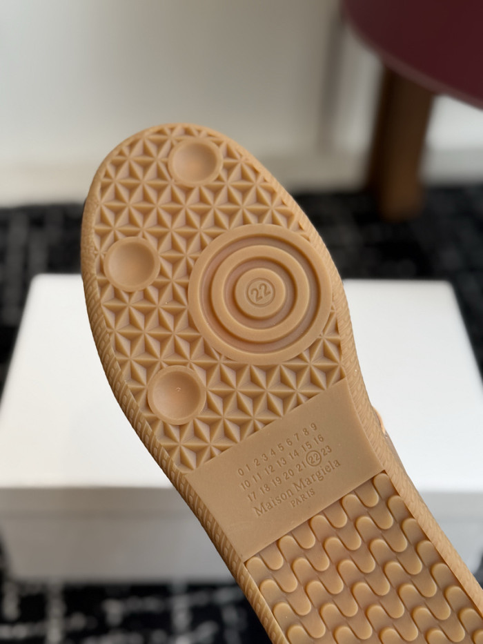 Ma1s0n Marg*e1a CALFSKIN S57WS0444