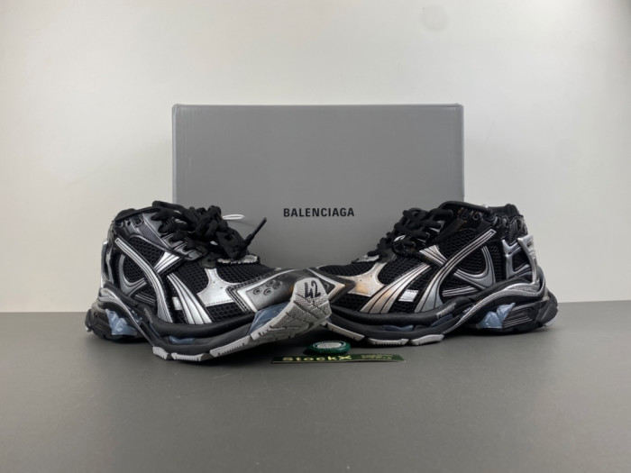 Balenciaga Runner sneaker W3RNY 0322