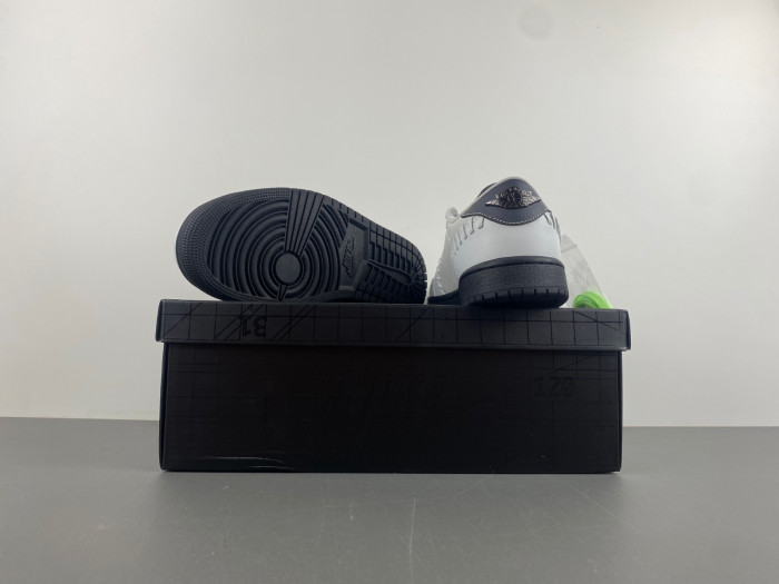 Air Jordan 1 Low Method Of Make "Black Cat" HM3689-001