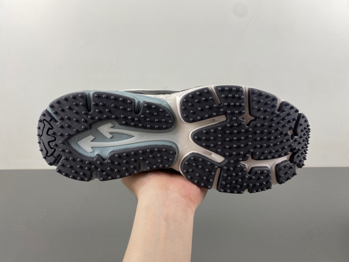 Off-White Be right back OWIA289F27