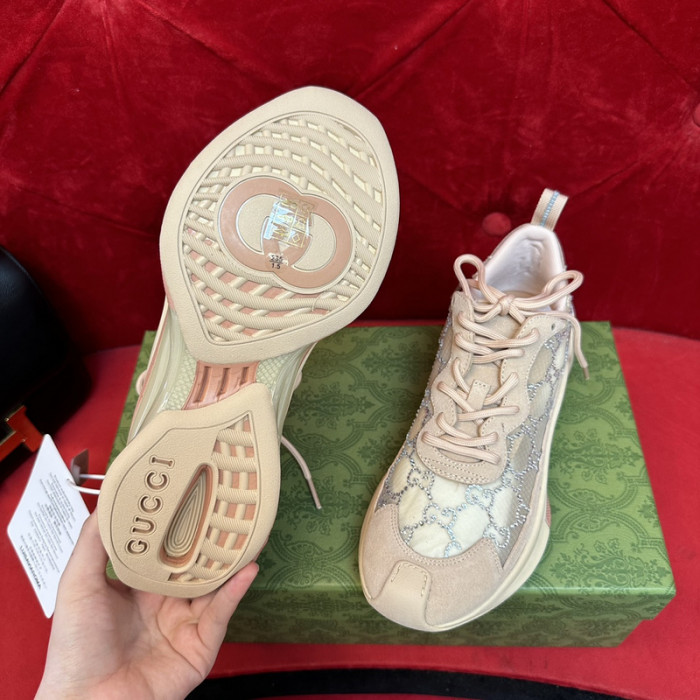 G*u*i* sneaker gc179