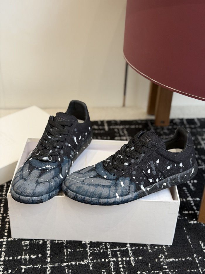 Ma1s0n Marg*e1a CALFSKIN S57WS0376
