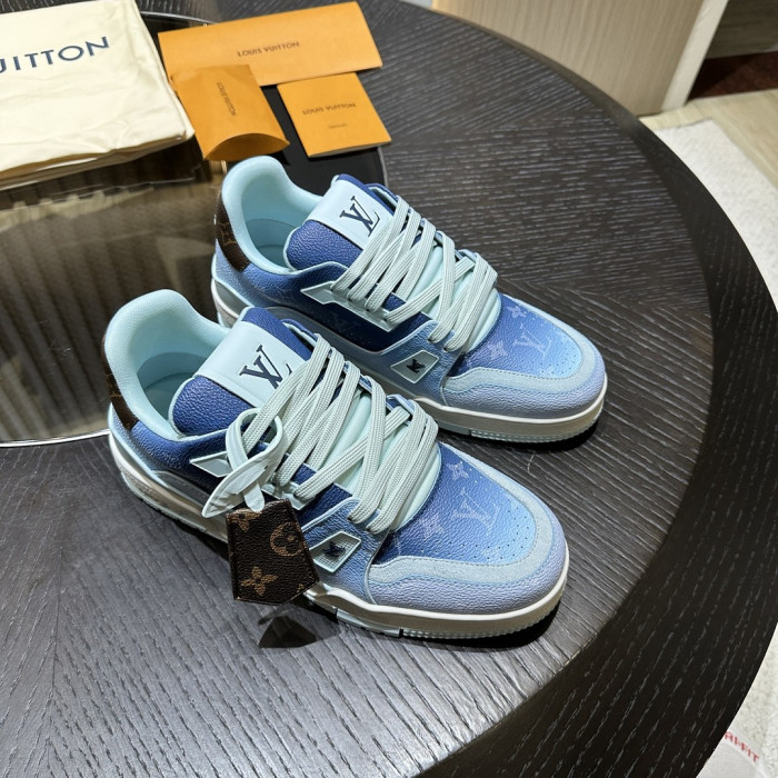 LV snekaers L0000776