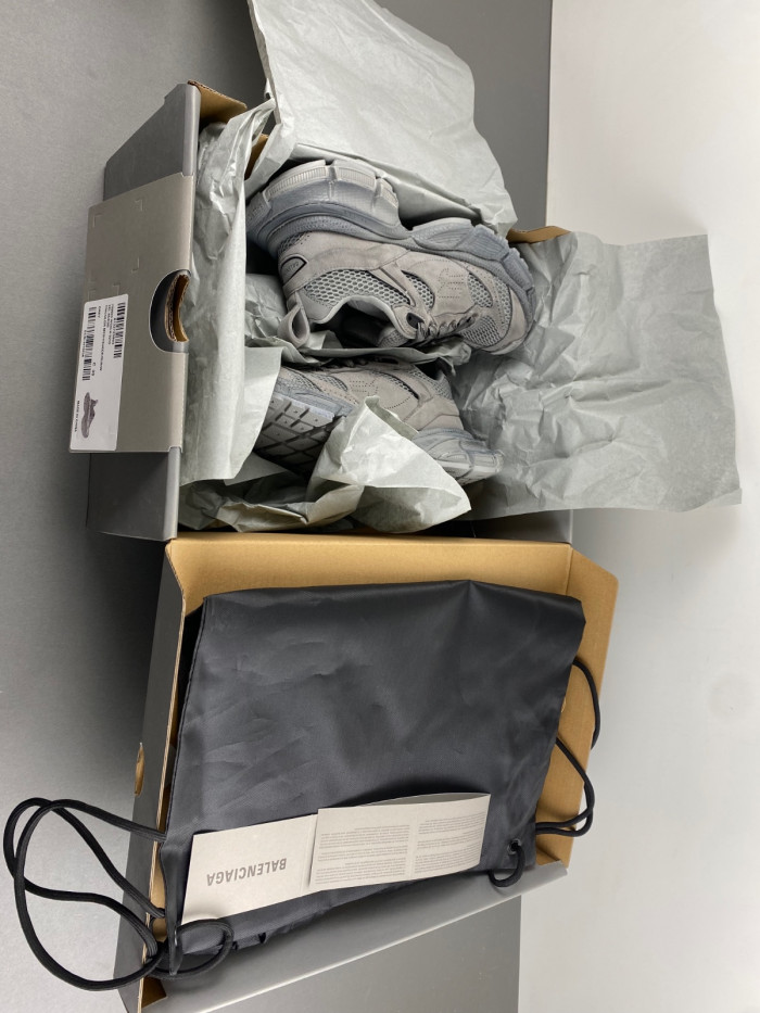 BALENCIAGA 3XL SNEAKER W3XLH 0210