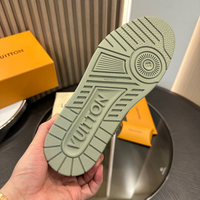 LV snekaers L0000510