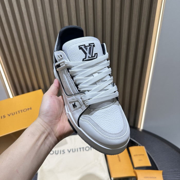 LV snekaers L0000765