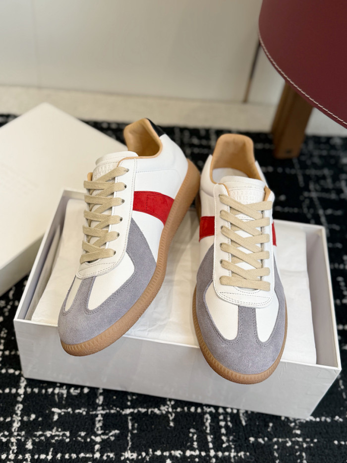 Ma1s0n Marg*e1a CALFSKIN S57WS0410