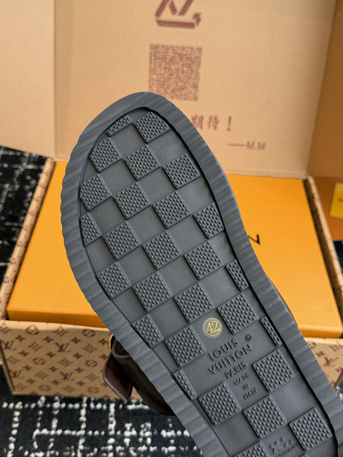 L&V sandal 281