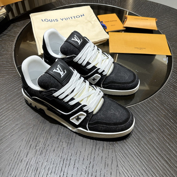 LV snekaers L0000904