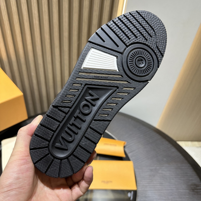 LV snekaers L0000904