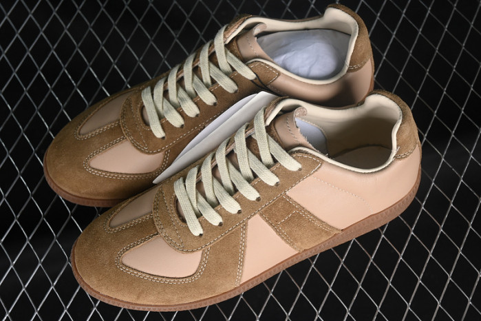 ma*s*n Ma*i*la calfskin brown s58ws0108