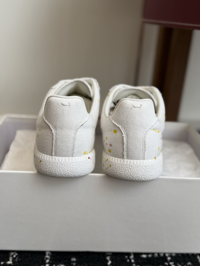 Ma1s0n Marg*e1a CALFSKIN S57WS0425