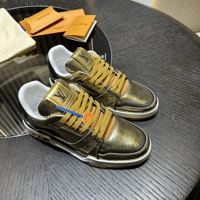 LV snekaers L0000704