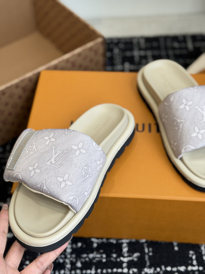 L&V sandal 259