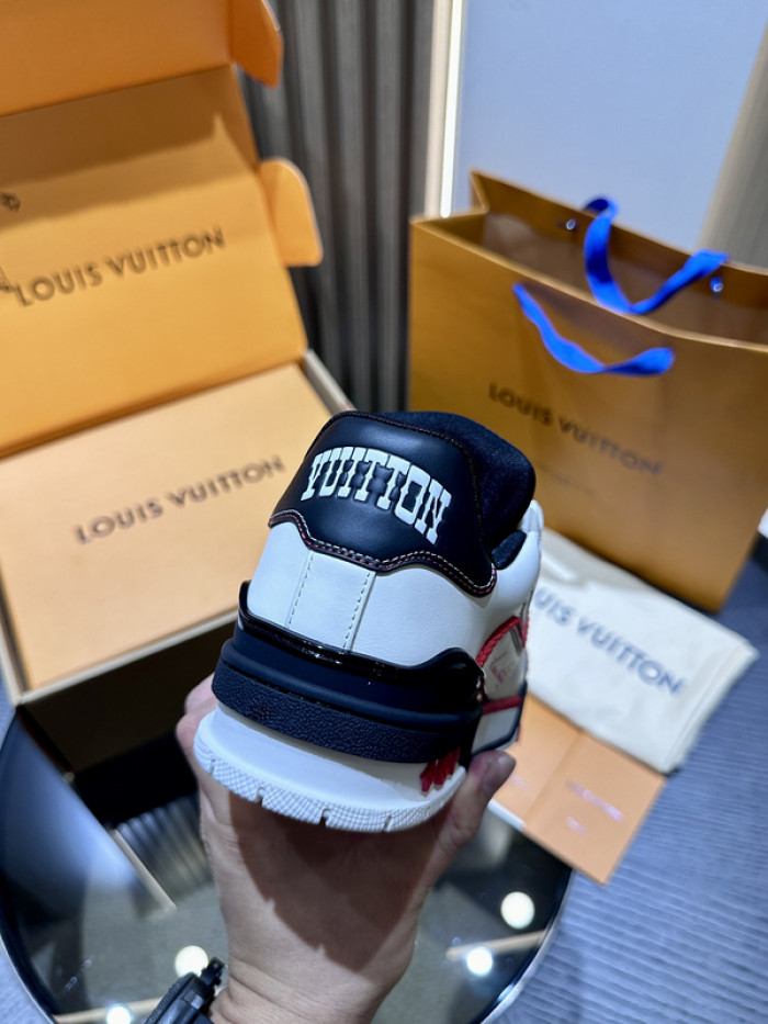 LV snekaers L0000356