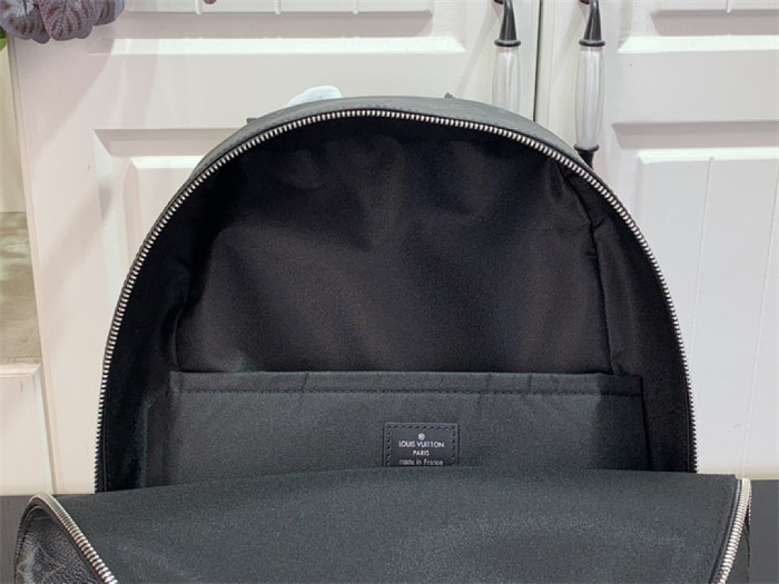 L*V Backpack 10