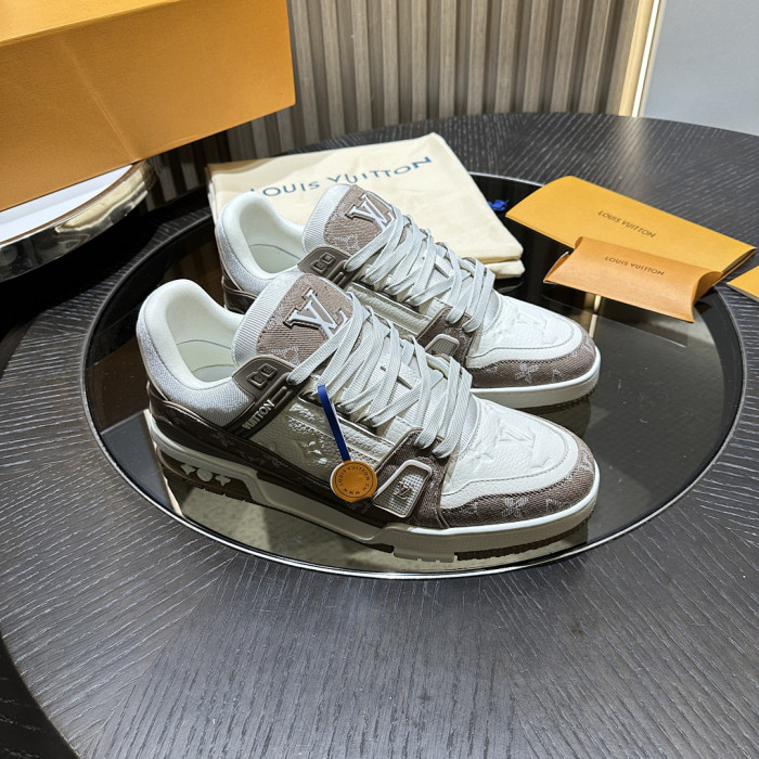LV snekaers L0000682