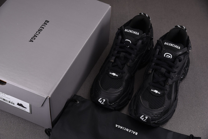 Balenciaga Runner sneaker W3RBT-1000