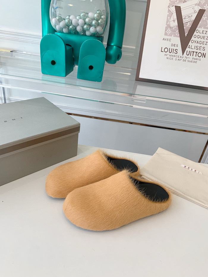 Marni Slides M014