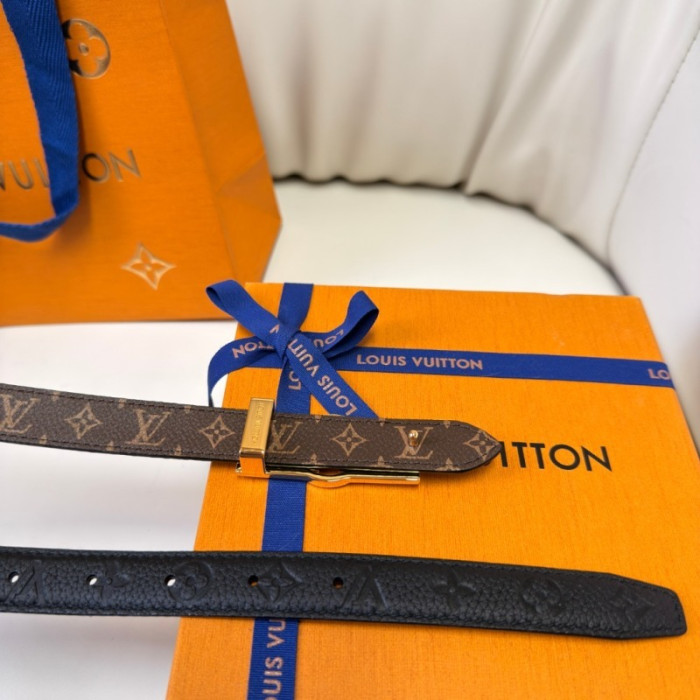 L*V Belt 32